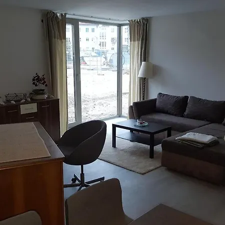 Gaestewohnung Direkt An Der Wallmauer ノイブランデンブルク